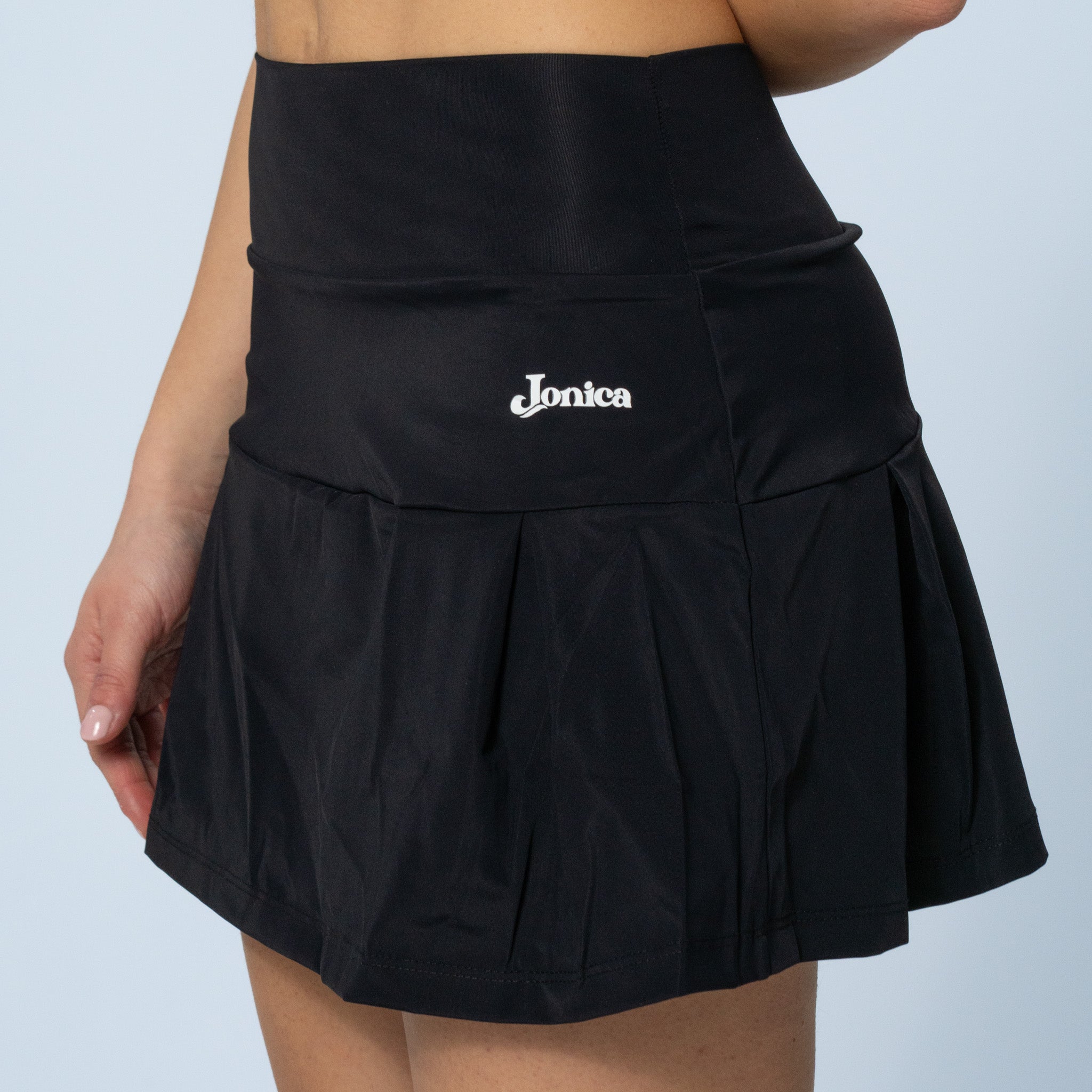 Court Black Skort